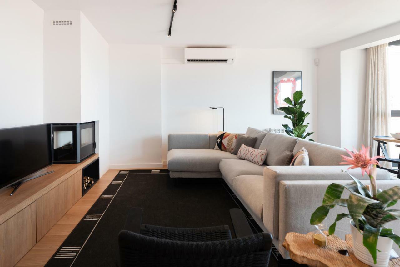 Petit Luxe L'Atic Apartment Terrassa Exterior foto